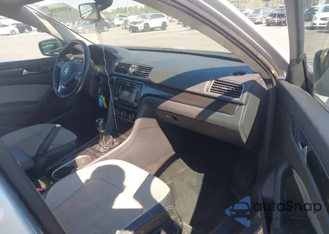 2015 Volkswagen Passat 1.8T Sport from USA, damaged, VIN 1VWBT7A38FC043569